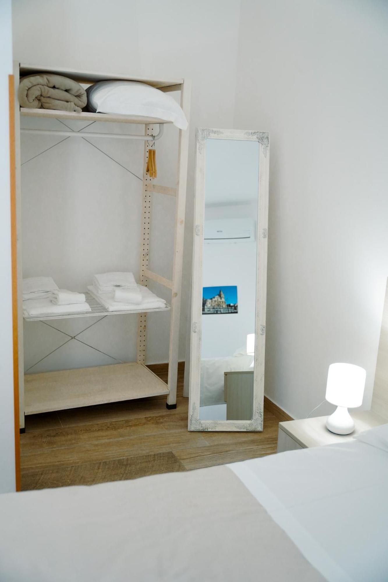 Alex Rooms Ragusa Bagian luar foto